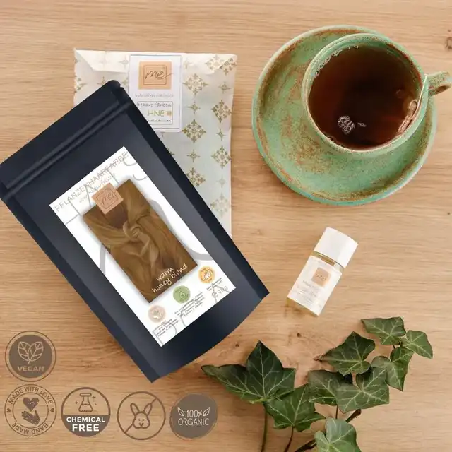 Profi-Pflanzenhaarfarbe warmes Honig-Blond "warm honey blond"